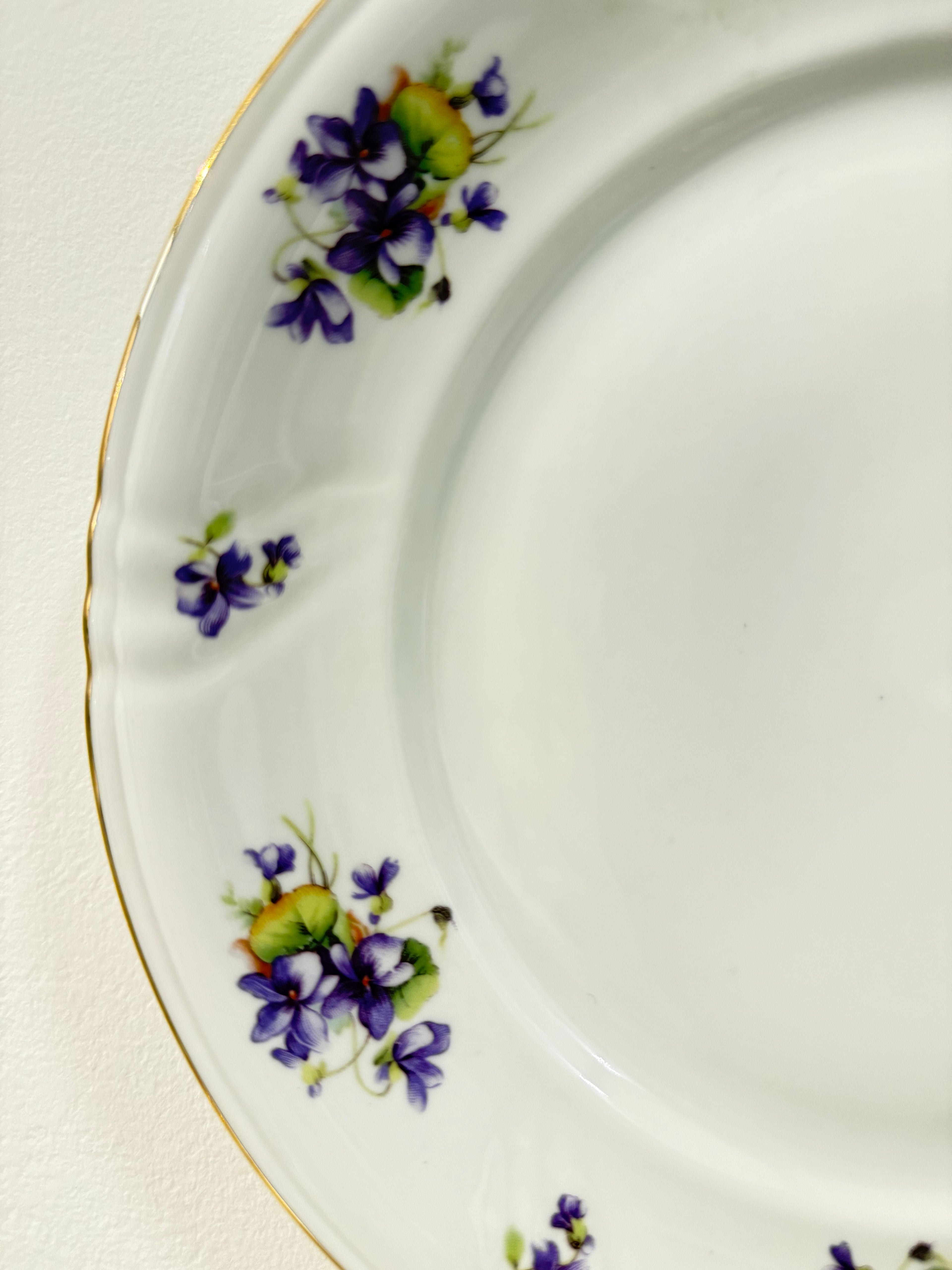 La Petit Violet Dinner Plate
