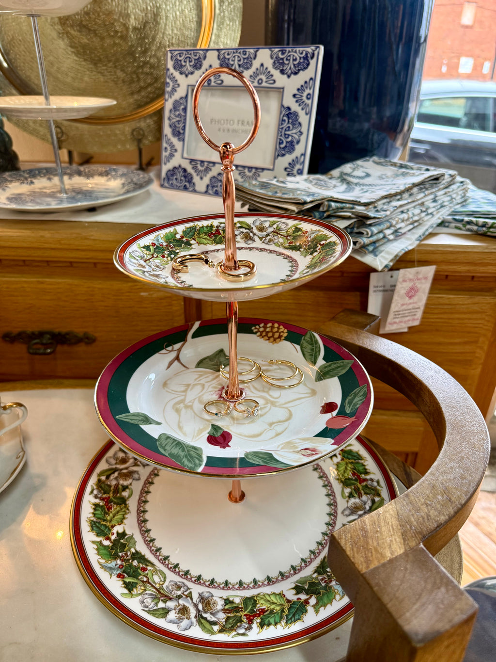 Magnolia in Bloom Tiered Stand