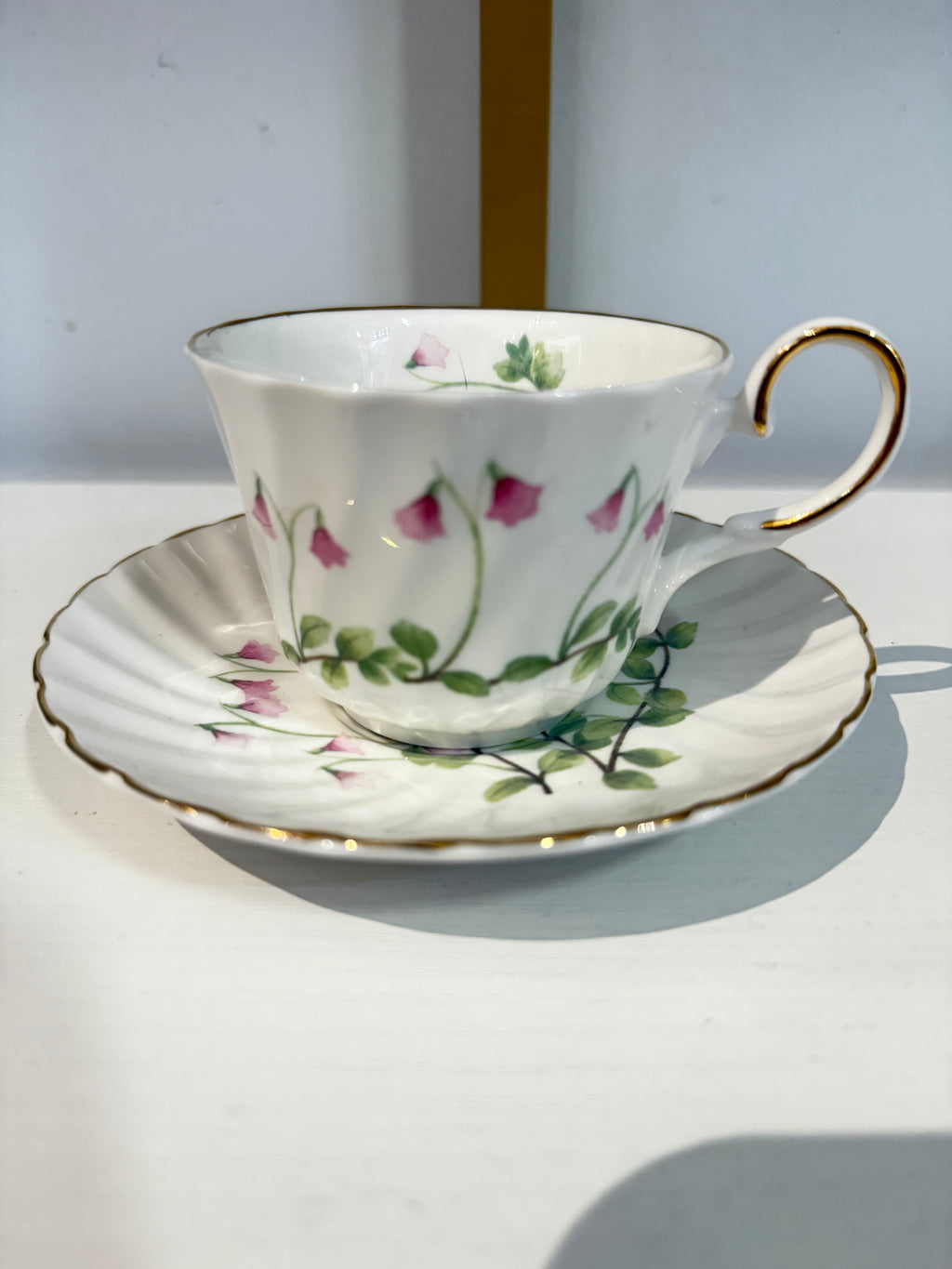 The Pink Bellvine Saucer