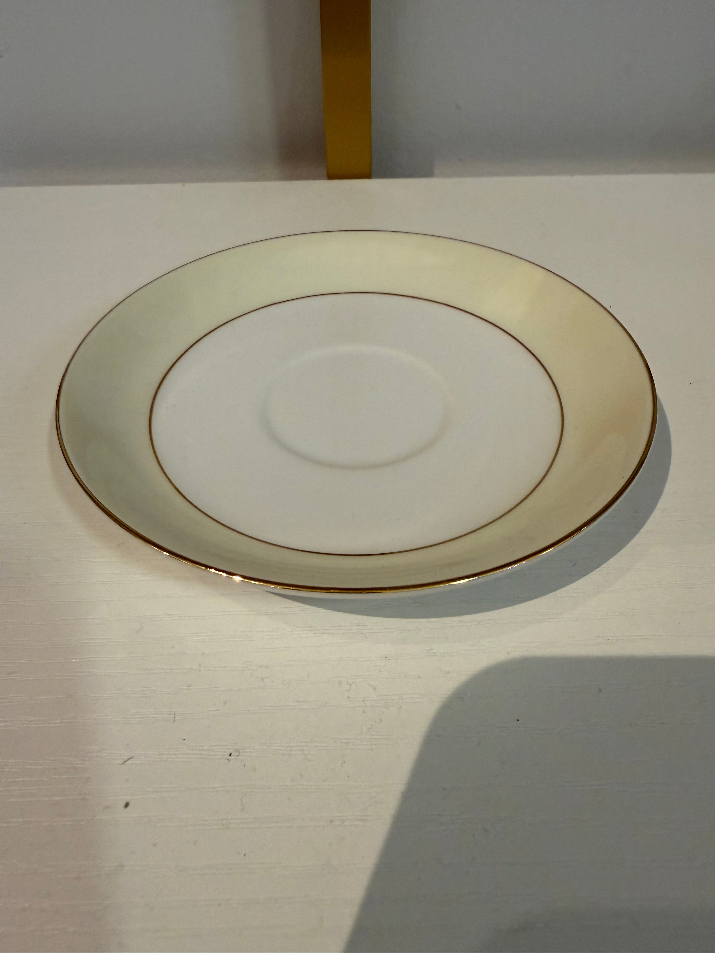 An Ode to the Yellow Rose Saucer