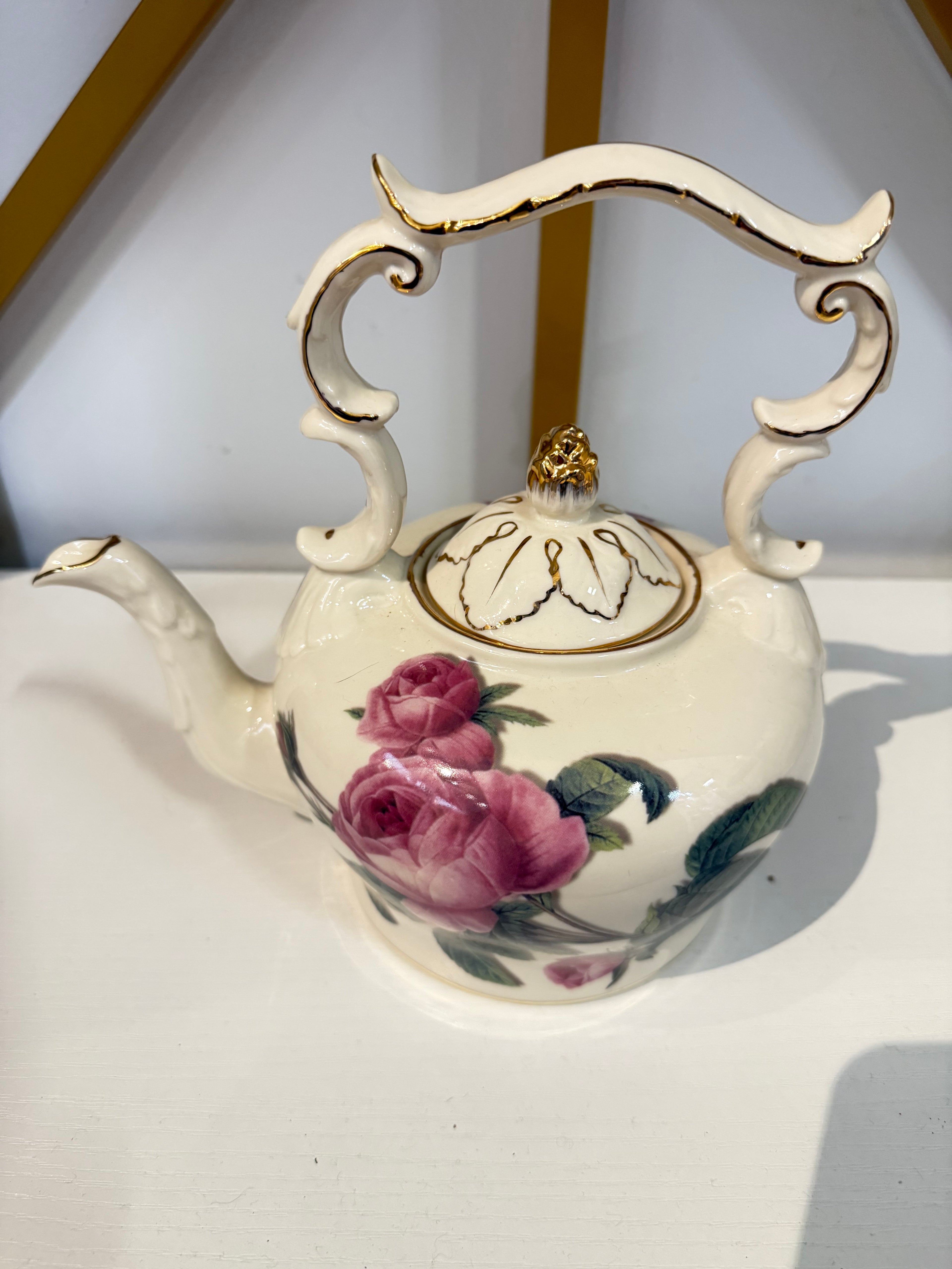 Blush Rose Heirloom Teapot
