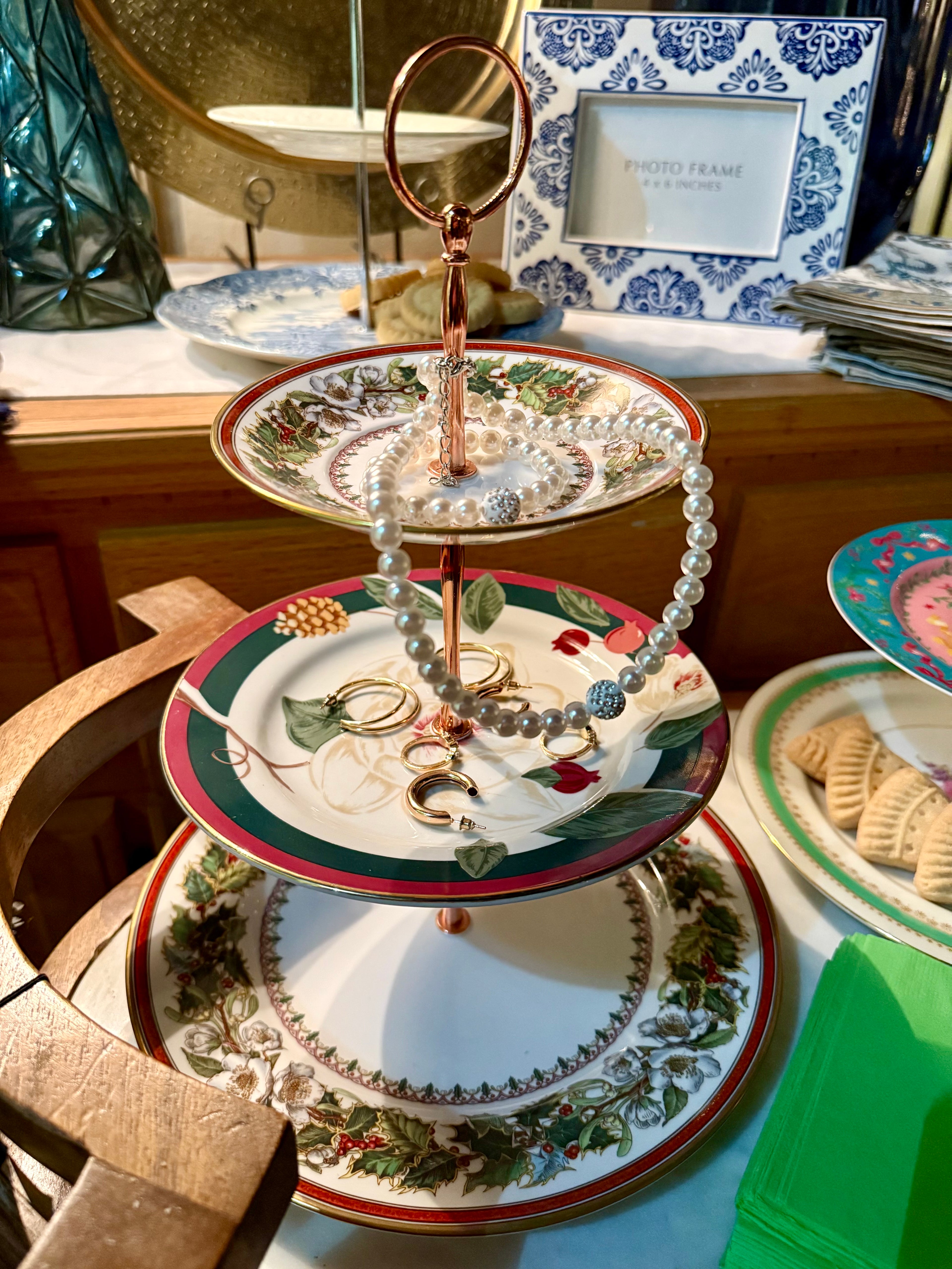 Magnolia in Bloom Tiered Stand